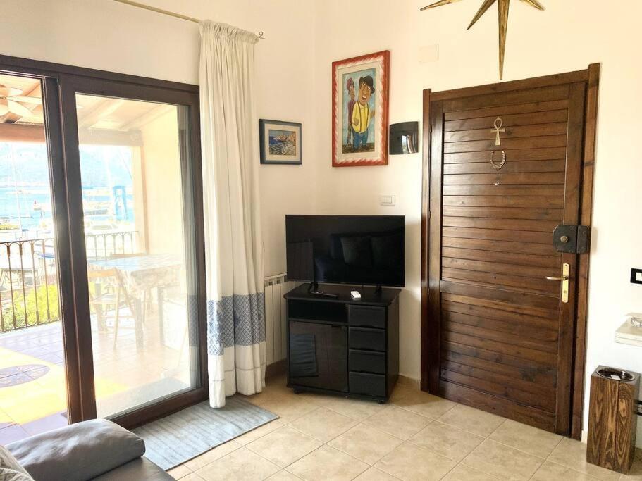Appartamento Con Terrazza Vista Mare. Àrbatax Exterior foto